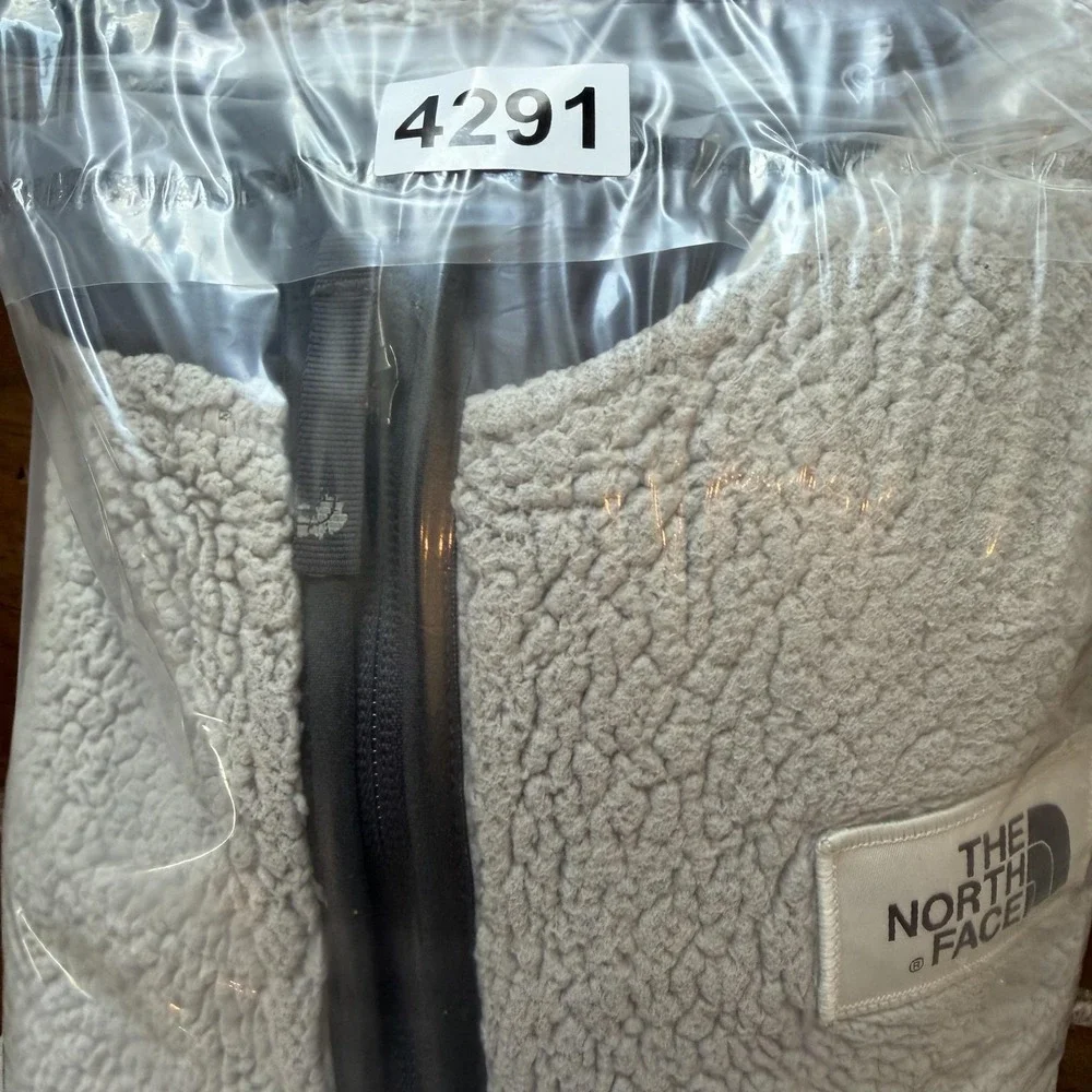 North Face Jacket Boys XL 18/20 Beige Sherpa Fleece Full Zip Winter Coat Hi-pile